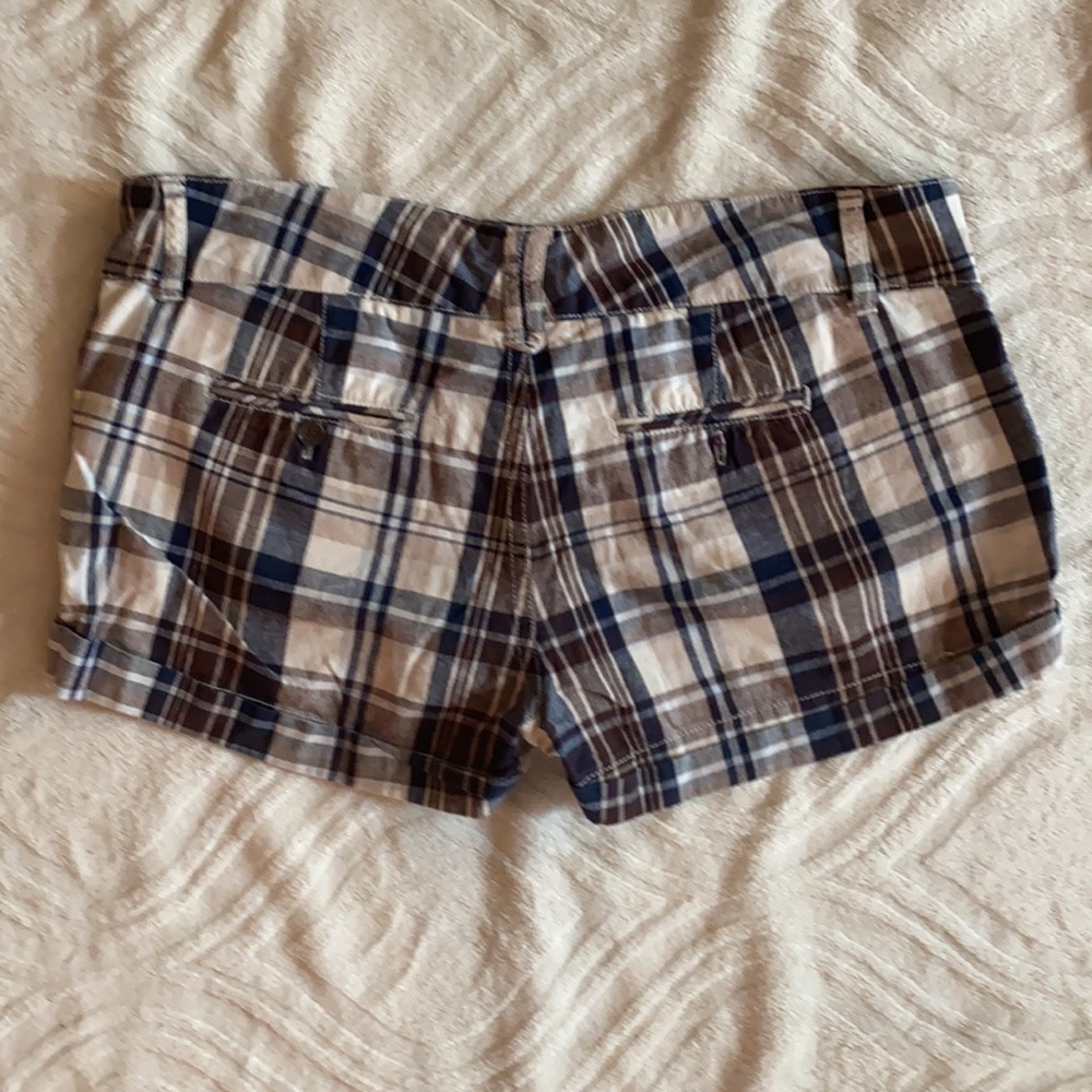 Shorts - Picture 2 of 2